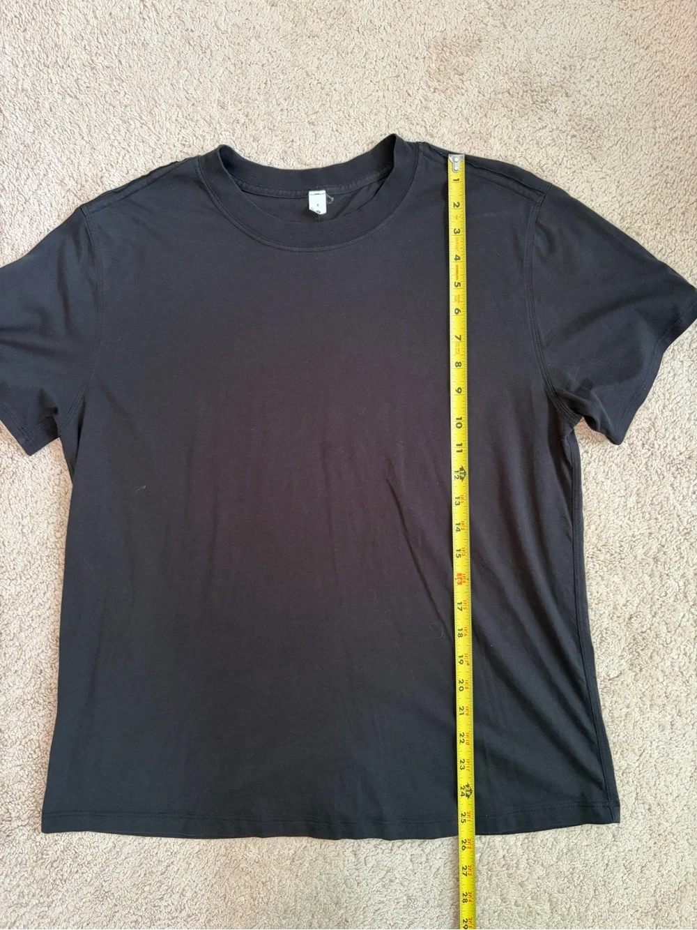 Lululemon Women's Black Basic T-Shirt Sz 6 Classic Short Sleeve Crew Neck Tee